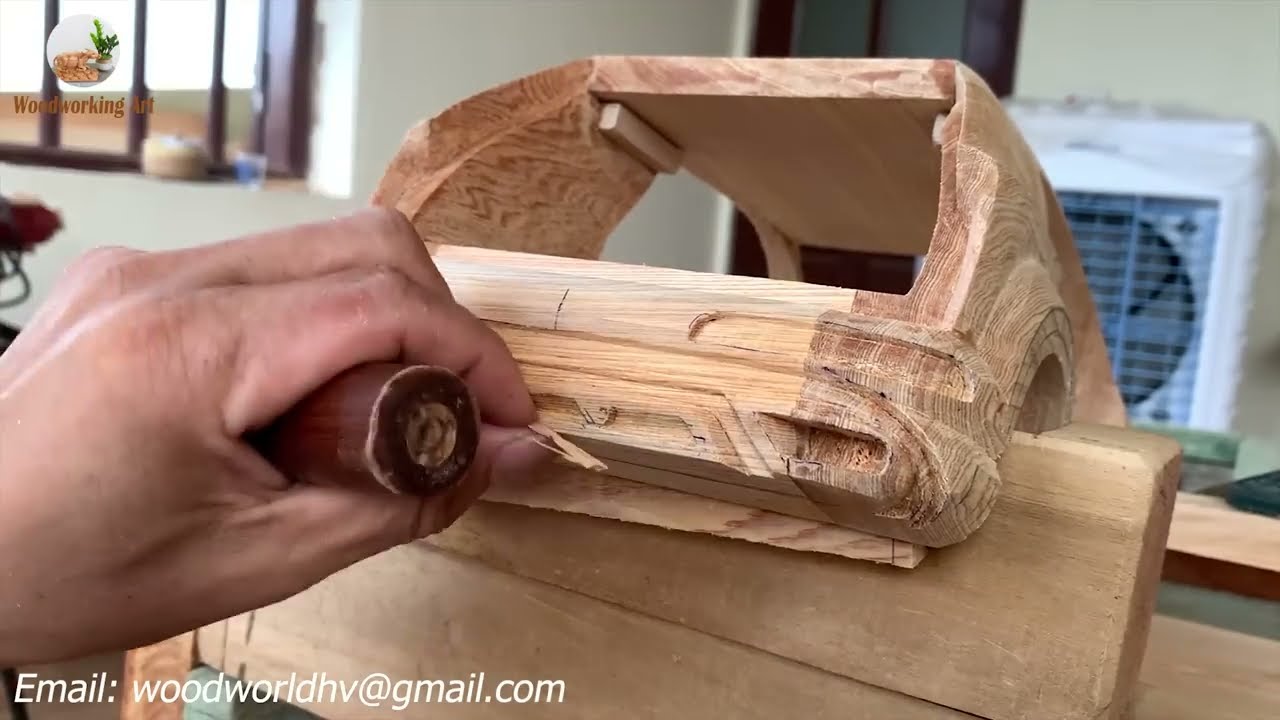 sculpture of audi q7 2021 car by wood working art