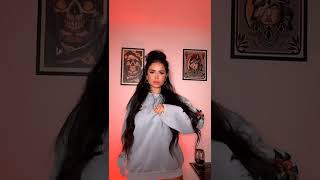 Hot Tiktok Thot in Grey Top