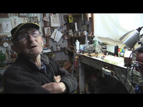 EEVblog #874 - World's Oldest Electronics Hobbyist!