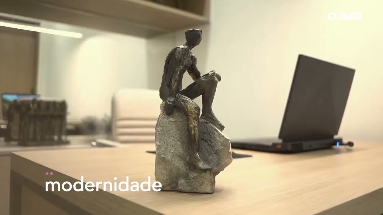 Claudia Medeiros Dos Santos Camargo-10