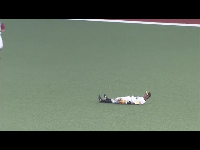 【ファーム】ホークス・城所が見事なスライディングキャッチ!! 2017/8/20 H-D(ファーム)