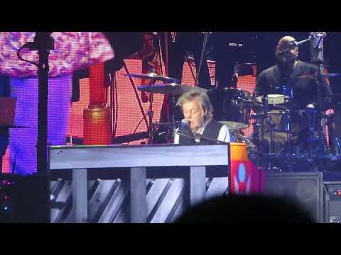 Now And Then - Paul McCartney (Santiago 2024)