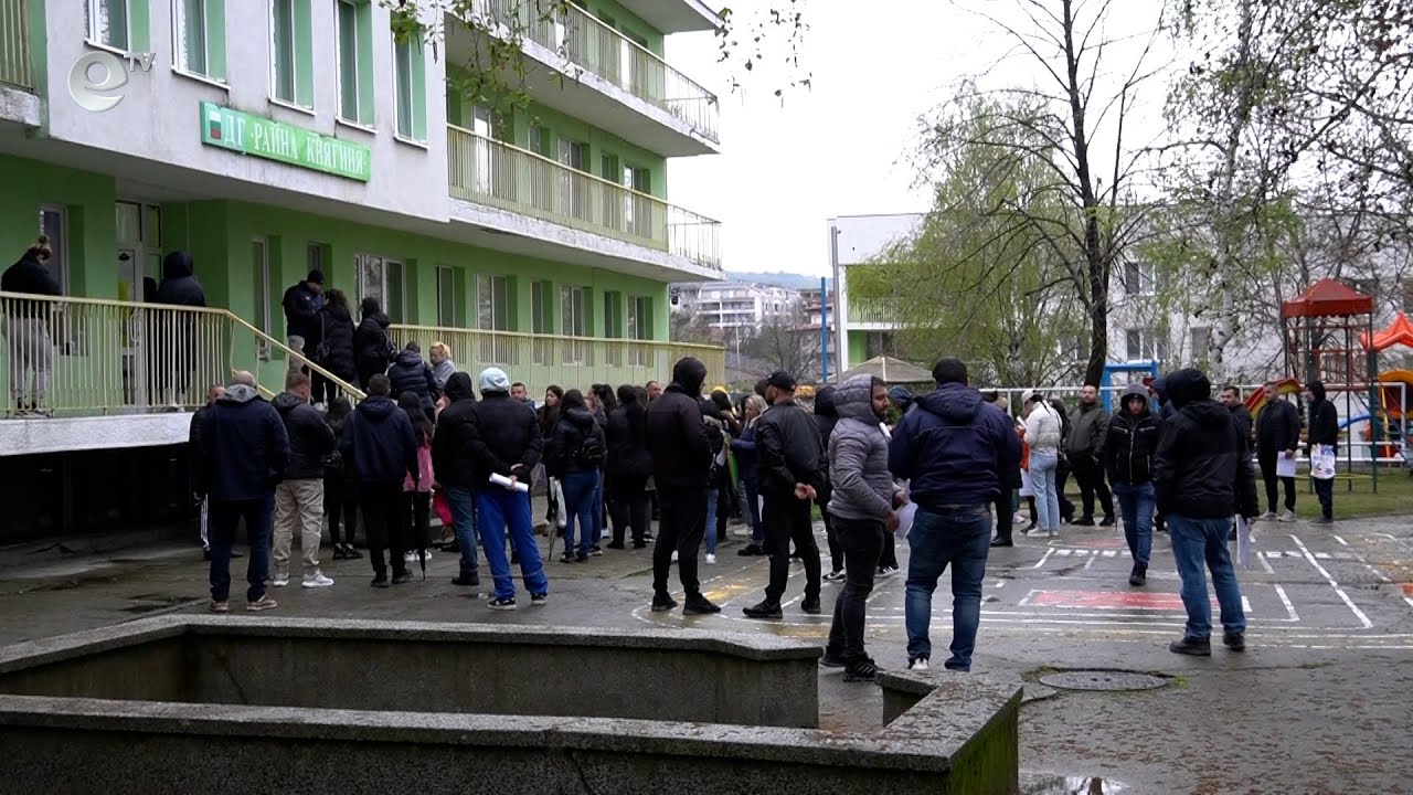 Опашки пред детските градини в Кърджали заради старта на приема