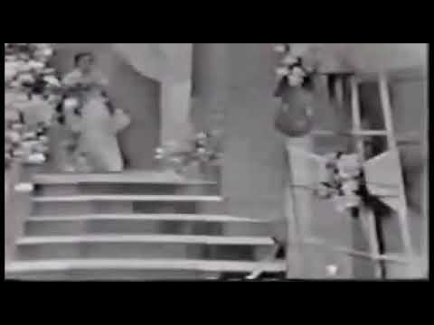 Eurovisão 1958 02) Italia Domenico Modugno - Nel blu Dipinto di blu (Italy in Eurovision 1958 02)