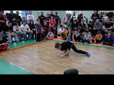 bboy Харченко vs PetarDA top16 - брейкданс чемпионат г.Королев