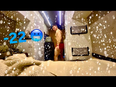 Winterliches Vanlife in Skandinavien | Leben im Wohnmobil bei extremer Kälte