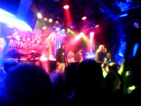 Rhymesayers:ATMOSPHERE+BROTHER ALI+EVIDENCE E.A. LIVE AMSTERDAM 8.11.2011part VII FREESTYLE