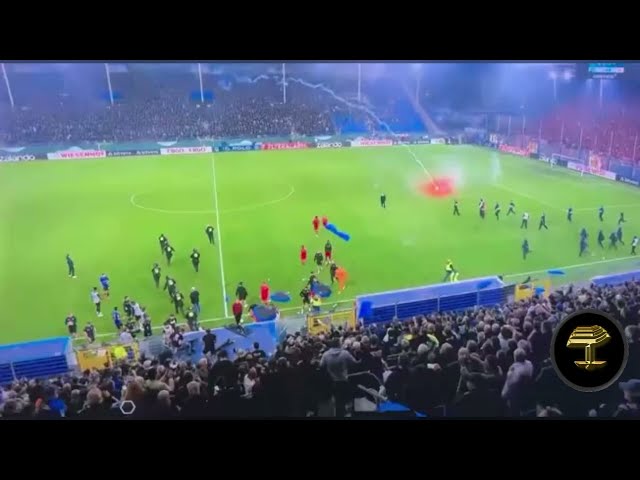 Invasión de cancha: fuerte batalla campal en un partido del fútbol alemán
