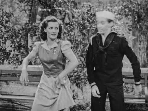 1940s 16mm Soundie Film   Strolling Through The Park