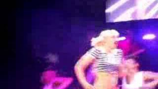 Gwen Stefani - Don&#39;t Get It Twisted  (Chicago)