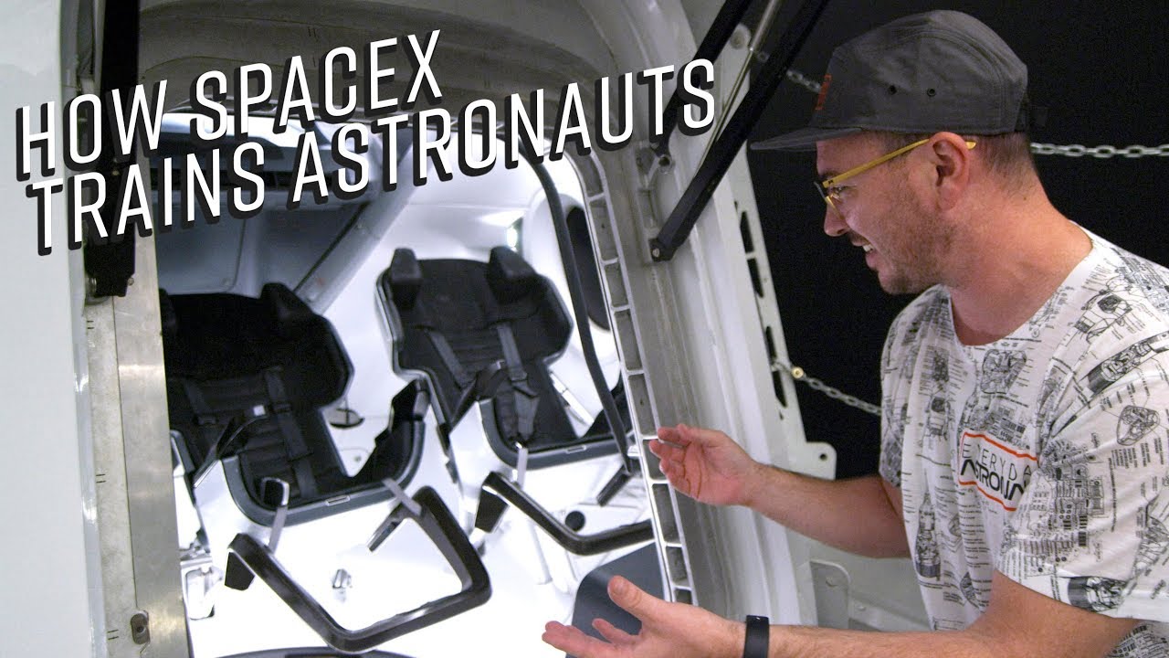Inside SpaceX’s Crew Dragon Capsule and HQ!!!