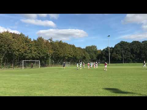 Nils geeft penaltyles Olympia JO15-1 29 sep 2018