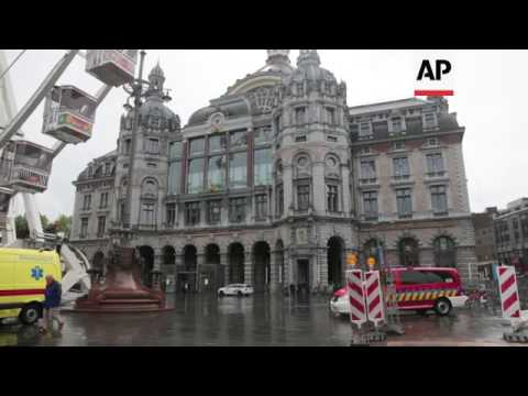 Antwerp station evacuated after bomb threat