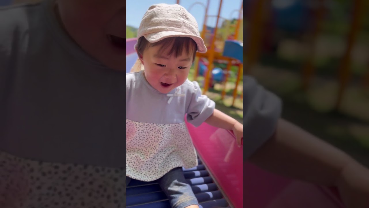 滑り台大好きあーちゃん😘