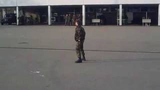 leenks.com - Soldier Breakdance Like Michael Jackson.flv
