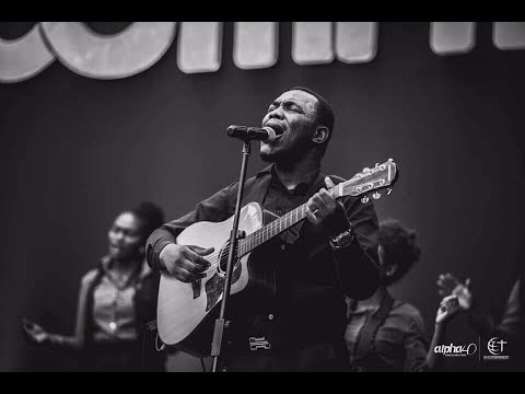 Temps d'adoration avec Peniel Mambu - Jésus soit le centre( Jesus at the Center by Israël houghton)