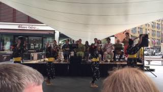 Asadoya Yunta by London Okinawa Sanshinkai