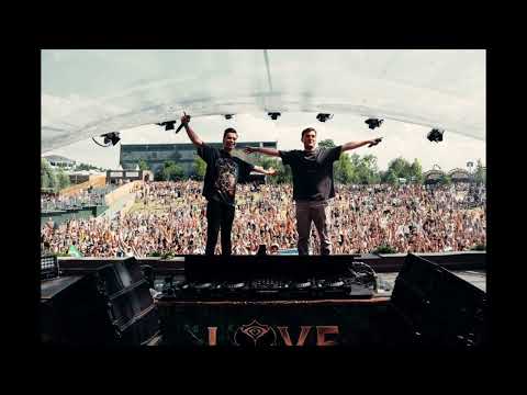 Axwell vs DubVision vs John Summit- Dancing Alone x Out of the Dark x Where You Are (DJ Bean Mashup)