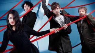 GUILLEMOTS   Falling out of reach