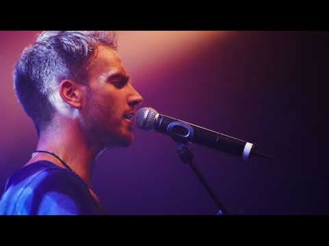 Garota de Galway - Camilla Braganza