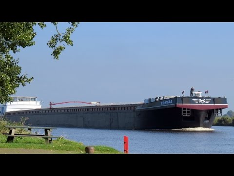 135meter!! De Romera uit Maasbracht vaart langs #NL ships37