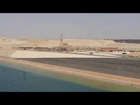 AIDAstella - Fahrt durch die Suez Kanal Passage