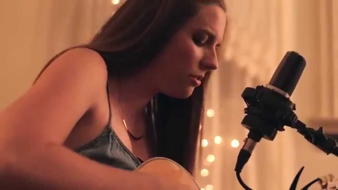 Hello - Adele (Live Acoustic One Take)