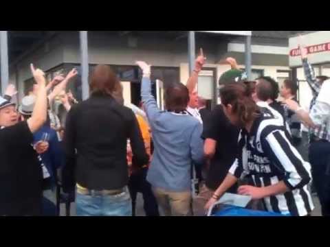 Achilles'29 kampioenslied & sfeervideo kampioensfeest 2012!