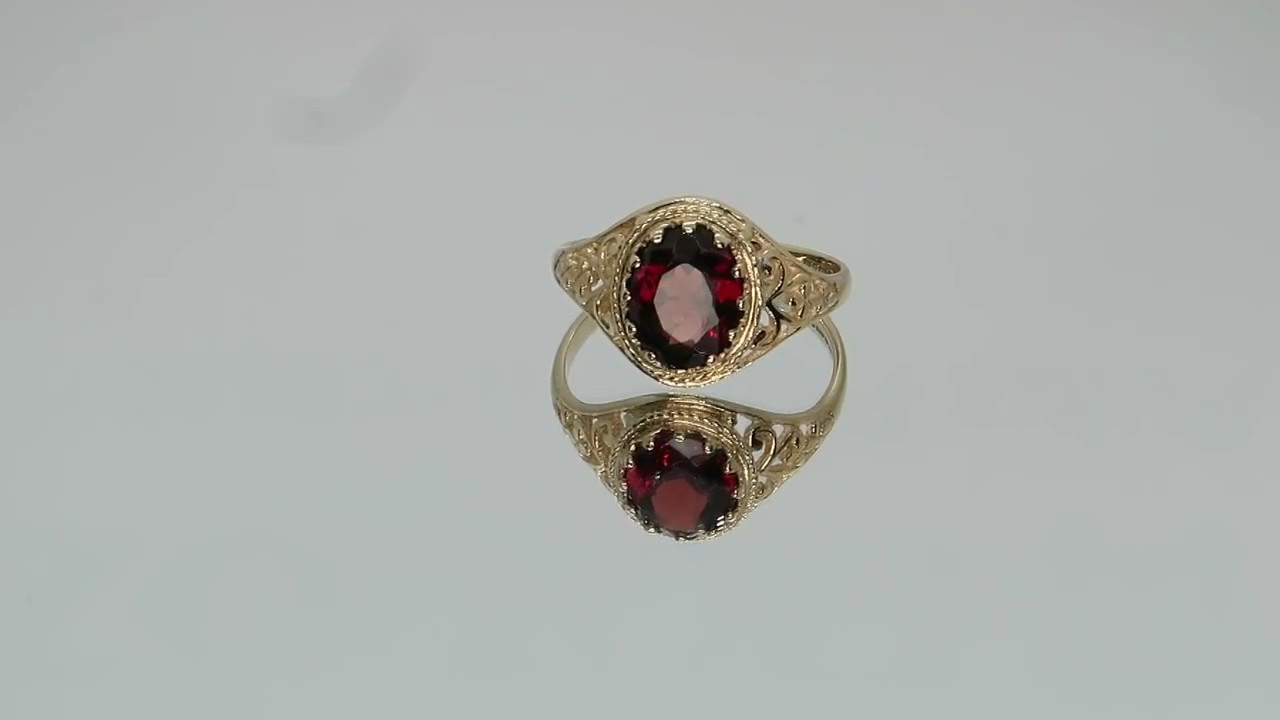 Vintage Garnet 9ct Gold Ring