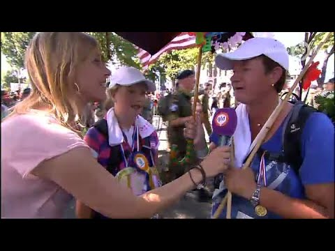 4Daagse Intocht 19 juli 2013 - Intocht van de vierdaagse deel 3