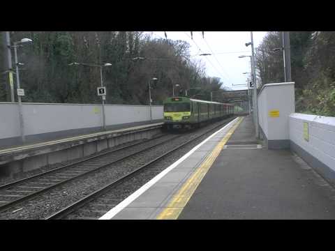 Irish Rail 8100 EMU 8130 + 8116 depart Killester