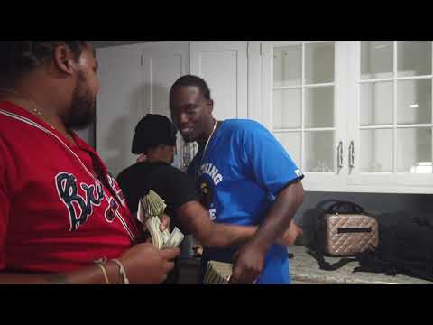 BEHIND THE SCENE FOOTAGE "CHICKEN,MONEY" SUE$$,DOMP,PISTOLA SINGAMAN AND FLAWLISS