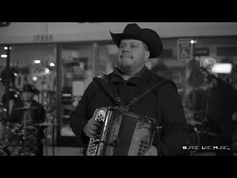 Grupo Los Muchachos "El Chulo" En Vivo