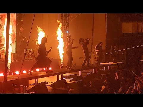 FALLING IN REVERSE - "Last Resort" intro "Watch the World Burn" - Baltimore, MD - 7/3/2023
