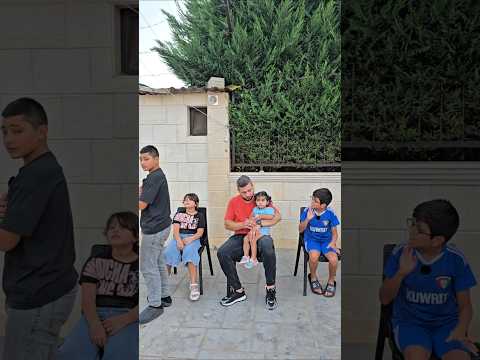 طلع حنون و عطاه الكرسي !