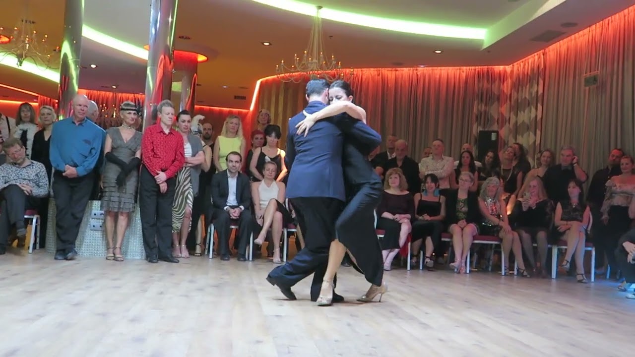 Video thumbnail for Fausto Carpino & Stephanie Fesnau at Canary Island Tango Festival 2024 4