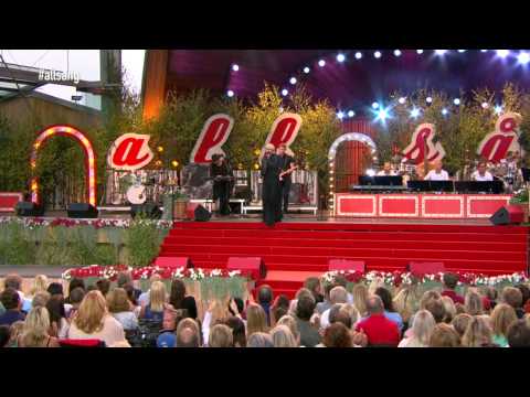 Petra Marklund - Händerna Mot Himlen - Allsång På Skansen 2013 - HD