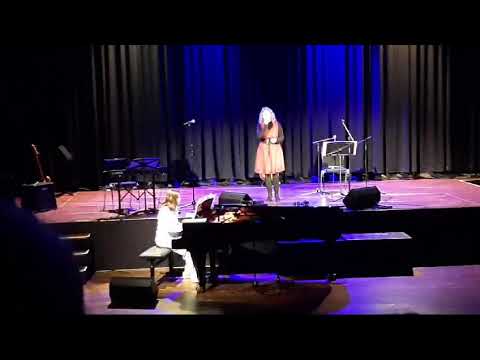 Gold von den Sternen ~Musical "Mozart!" mit Hannah Neuhäuser am Klavier (cover)