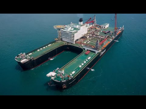 Pipe Laying Ship: How These Giant Vessels Can Lay Pipes Under the Sea And Lift Oil Platforms!