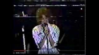 Bette Midler  -  Comic Relief -  La Vie En Rose - Live At The Roxy - 1977