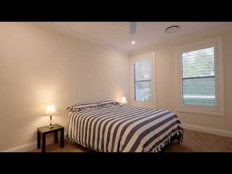 31 Spoonbill Way, Mudgeeraba, QLD 4213, 5 Kuwarto, 5 Banyo, House