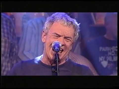 The Fortunes - You've Got Your Troubles Live On Dutch TV (2004)