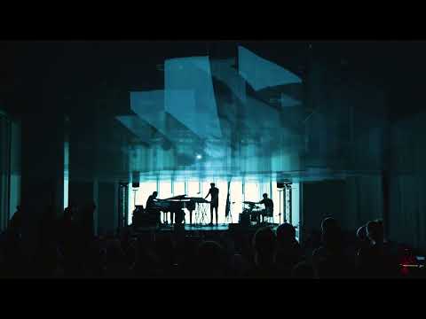 Glass Museum - "Reflet" live in BOZAR