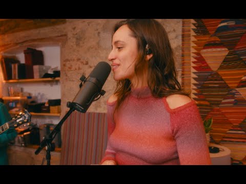 Meritxell Neddermann - T'esperaré una mica més live @ Santa Rita Records