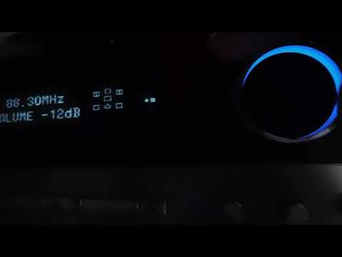 Harman Kardon AVR 330 receiver with pre outs and bass treble balance knobs image 6