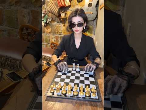 This girl pretended to be blind and won the game.