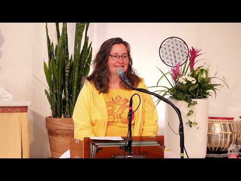 Mantrayogastunde für den Frieden mit Katyayani - Yoga Vidya Live, 21.06.2022, 16:15 Uhr