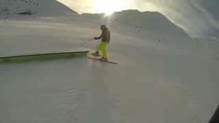 preview picture of video 'Yannick Rast Freeski, Saisonstart aufwärmen in LAAX'