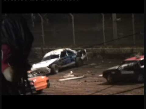 Jeff Peacock Rollover Maryborough 2.5.2010.wmv