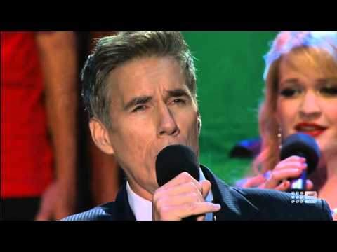 David Hobson - O Holy Night - Carols in the City 2014